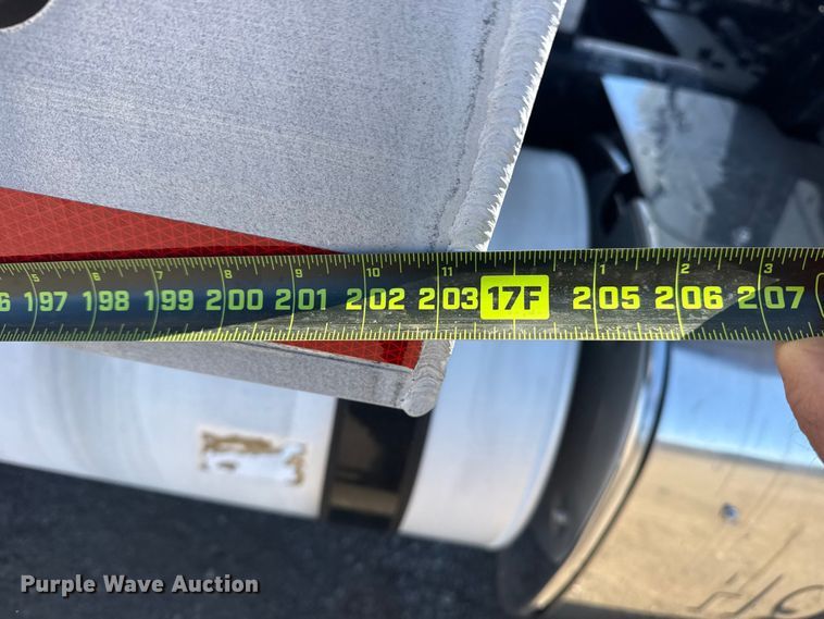 image for item EG2126 2013 Mack GU713 vacuum truck