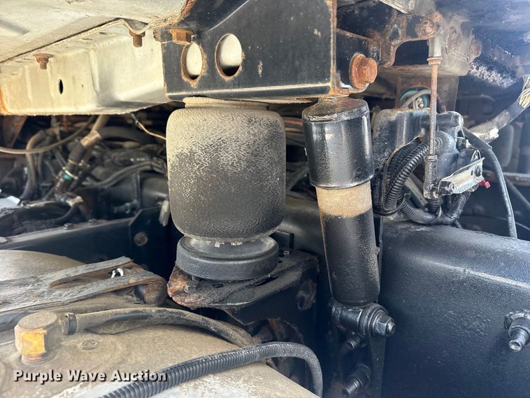 image for item EG2126 2013 Mack GU713 vacuum truck