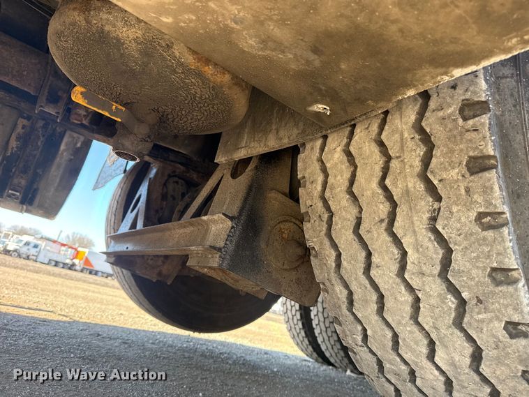 image for item EG2126 2013 Mack GU713 vacuum truck