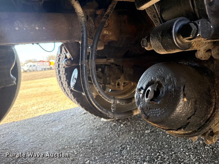 image for item EG2126 2013 Mack GU713 vacuum truck