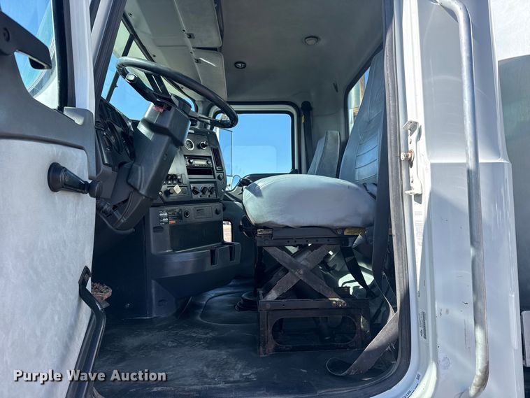 image for item EG2126 2013 Mack GU713 vacuum truck