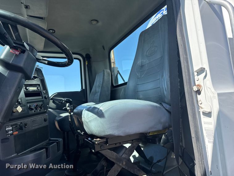 image for item EG2126 2013 Mack GU713 vacuum truck