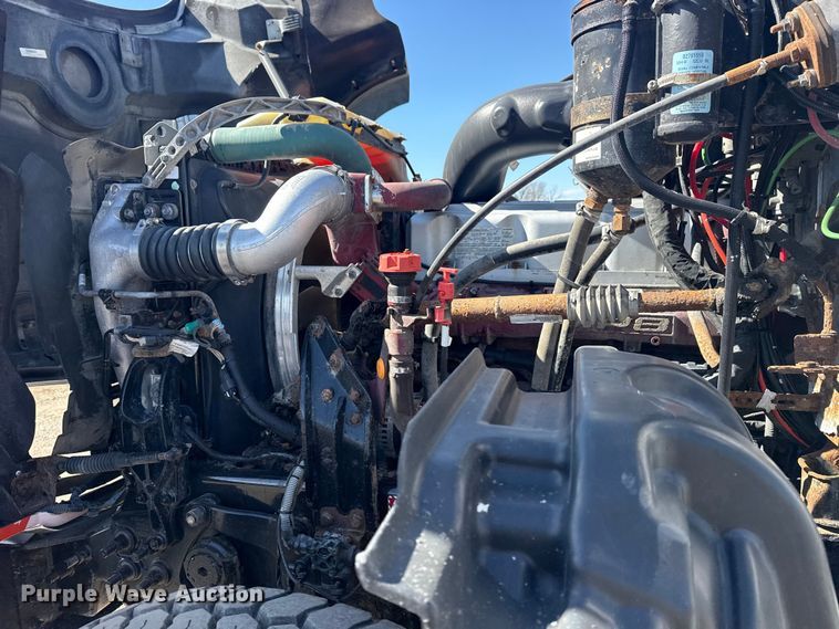 image for item EG2126 2013 Mack GU713 vacuum truck