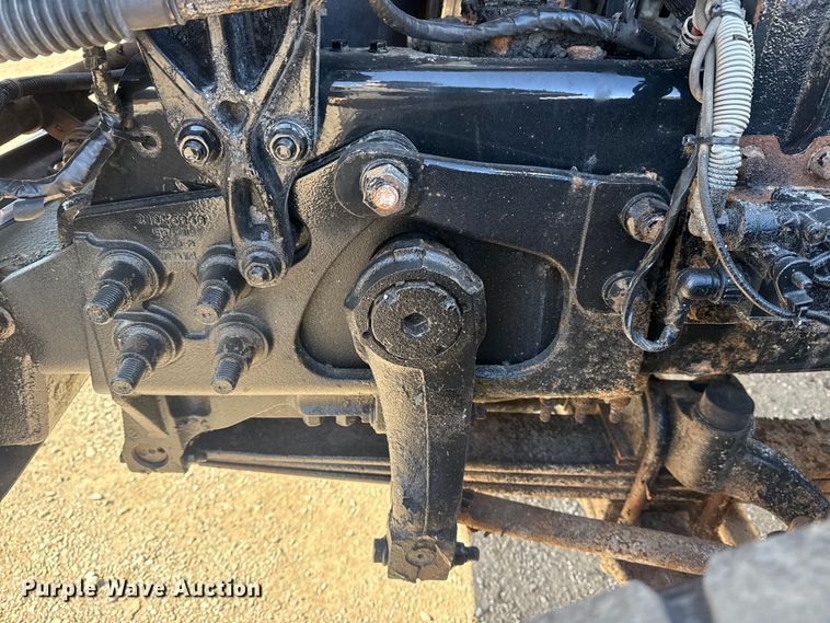 image for item EG2126 2013 Mack GU713 vacuum truck