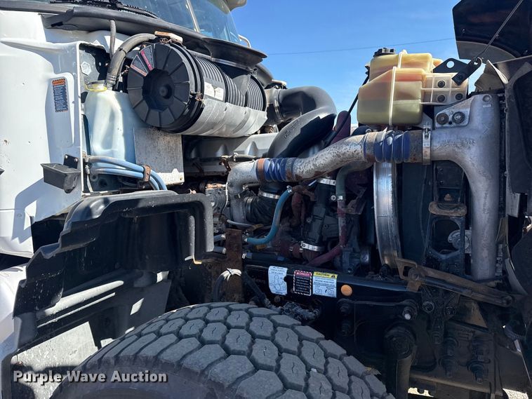 image for item EG2126 2013 Mack GU713 vacuum truck