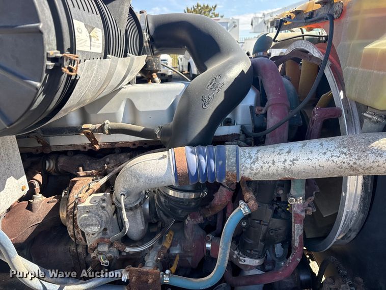 image for item EG2126 2013 Mack GU713 vacuum truck