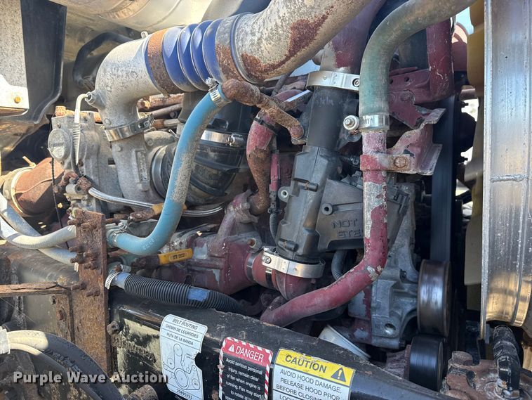 image for item EG2126 2013 Mack GU713 vacuum truck