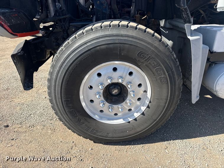 image for item EG2126 2013 Mack GU713 vacuum truck