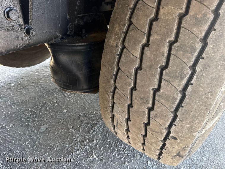 image for item EG2126 2013 Mack GU713 vacuum truck