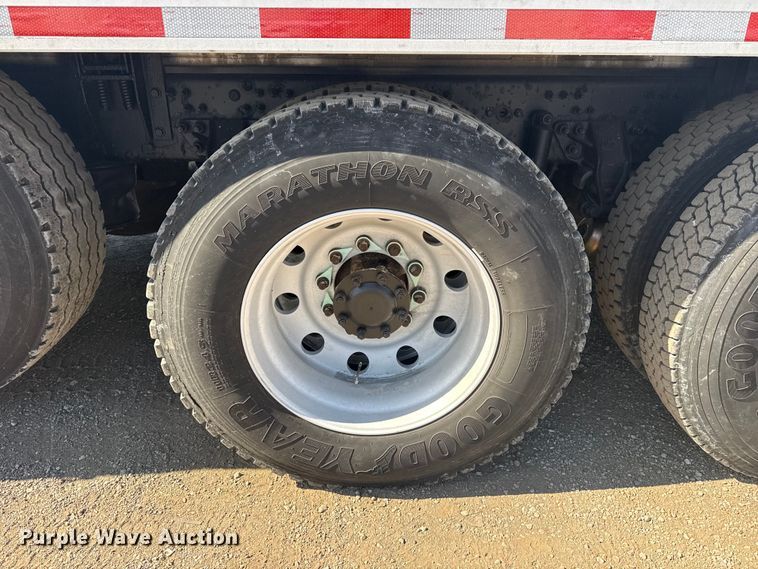 image for item EG2126 2013 Mack GU713 vacuum truck