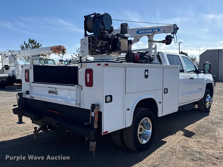 image for item EG2127 2018 Chevrolet Silverado 3500HD Crew Cab utility / service truck