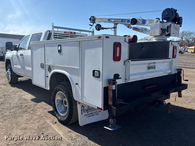 image for item EG2127 2018 Chevrolet Silverado 3500HD Crew Cab utility / service truck