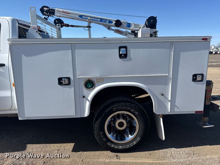 image for item EG2127 2018 Chevrolet Silverado 3500HD Crew Cab utility / service truck