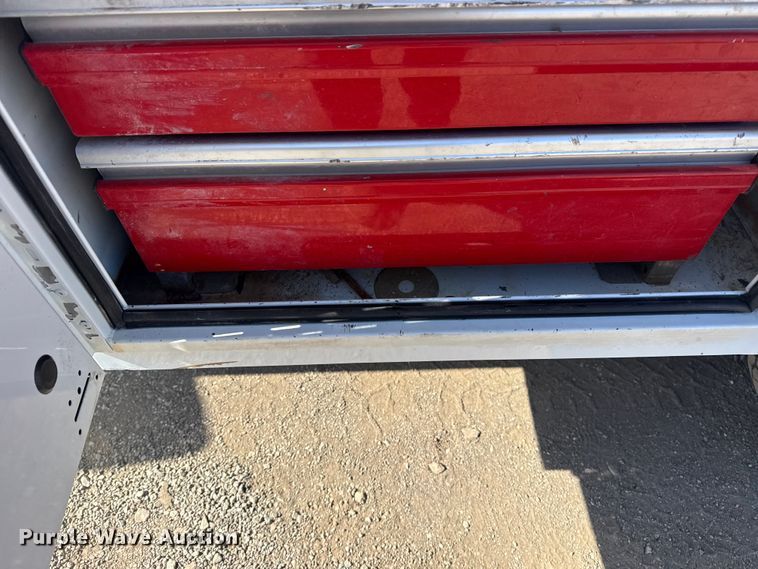 image for item EG2127 2018 Chevrolet Silverado 3500HD Crew Cab utility / service truck