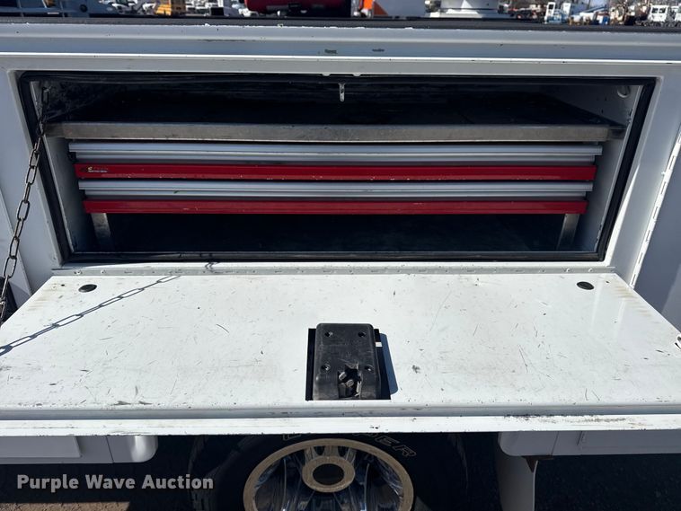 image for item EG2127 2018 Chevrolet Silverado 3500HD Crew Cab utility / service truck