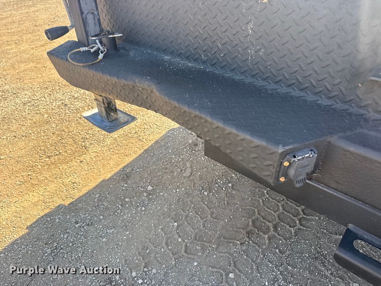 image for item EG2127 2018 Chevrolet Silverado 3500HD Crew Cab utility / service truck