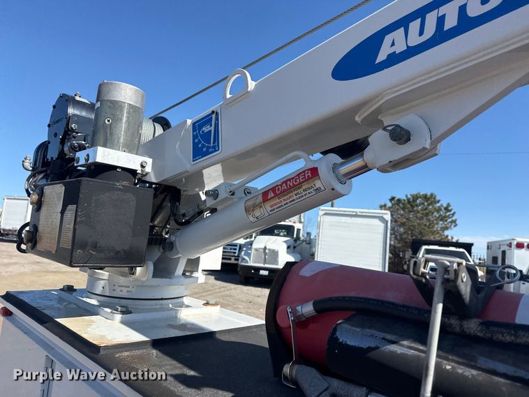 image for item EG2127 2018 Chevrolet Silverado 3500HD Crew Cab utility / service truck