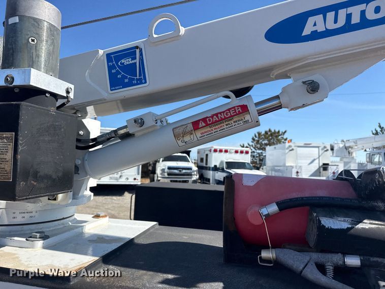 image for item EG2127 2018 Chevrolet Silverado 3500HD Crew Cab utility / service truck