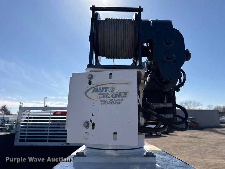 image for item EG2127 2018 Chevrolet Silverado 3500HD Crew Cab utility / service truck