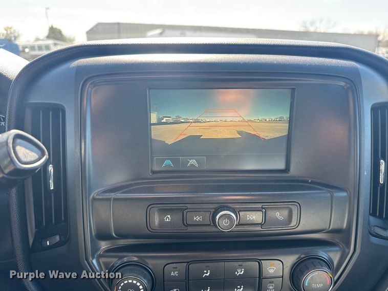 image for item EG2127 2018 Chevrolet Silverado 3500HD Crew Cab utility / service truck