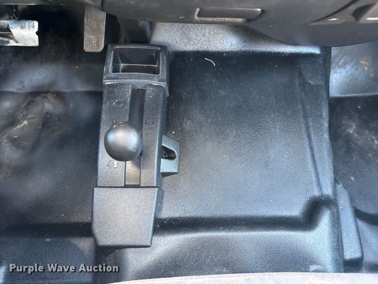 image for item EG2127 2018 Chevrolet Silverado 3500HD Crew Cab utility / service truck