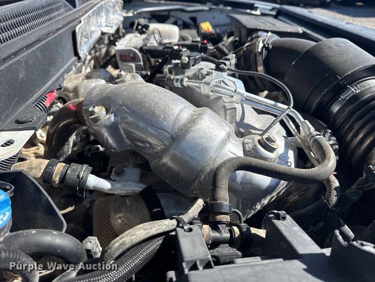 image for item EG2127 2018 Chevrolet Silverado 3500HD Crew Cab utility / service truck