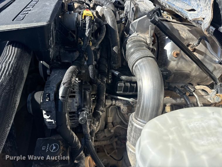 image for item EG2127 2018 Chevrolet Silverado 3500HD Crew Cab utility / service truck