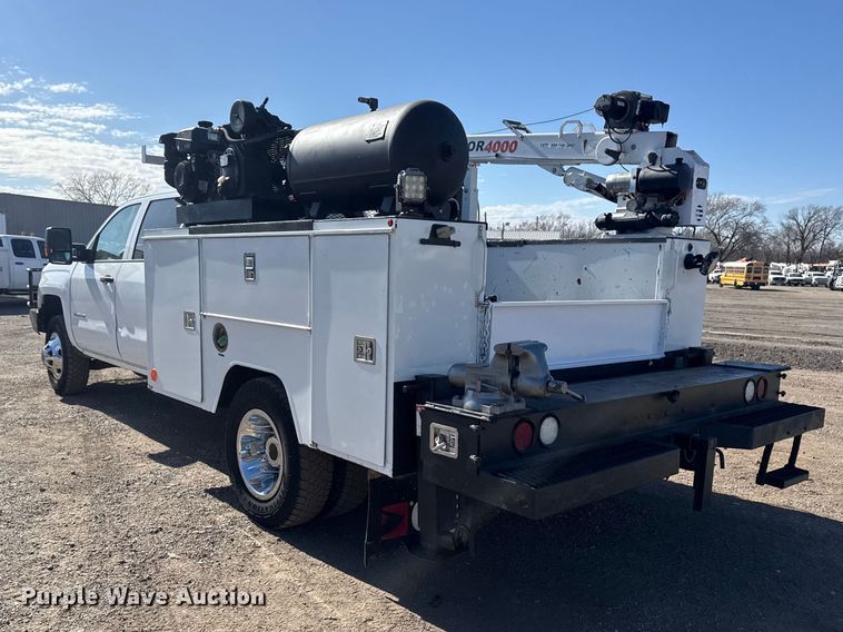 image for item EG2128 2016 Chevrolet Silverado 3500HD Crew Cab utility / service truck