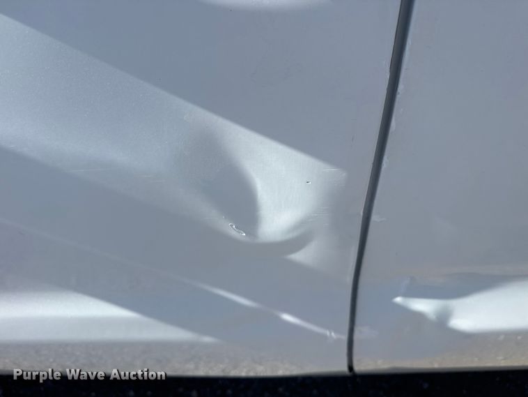 image for item EG2128 2016 Chevrolet Silverado 3500HD Crew Cab utility / service truck