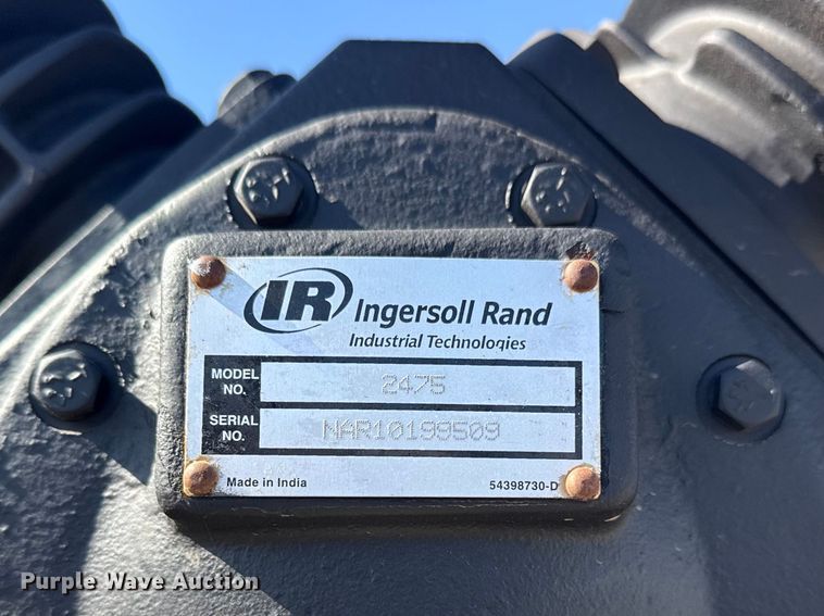 image for item EG2128 2016 Chevrolet Silverado 3500HD Crew Cab utility / service truck