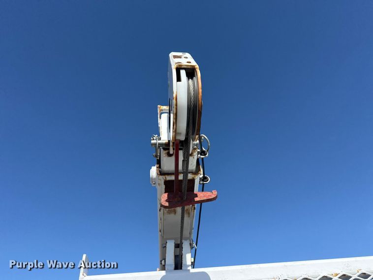 image for item EG2128 2016 Chevrolet Silverado 3500HD Crew Cab utility / service truck