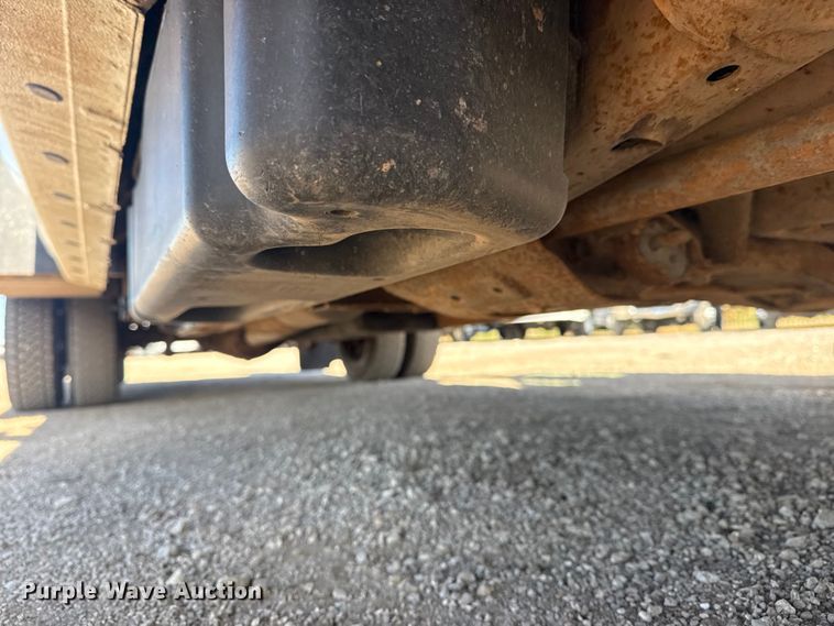 image for item EG2128 2016 Chevrolet Silverado 3500HD Crew Cab utility / service truck