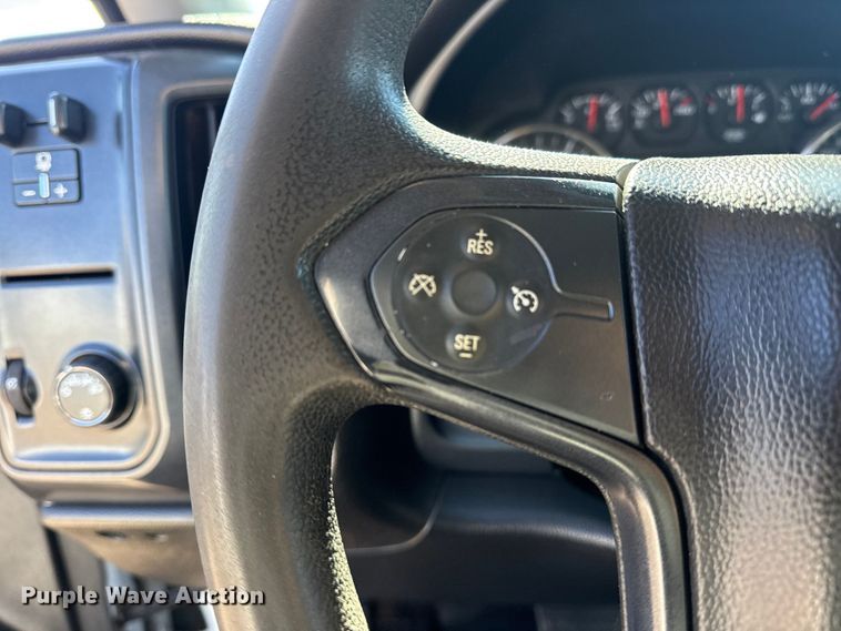 image for item EG2128 2016 Chevrolet Silverado 3500HD Crew Cab utility / service truck