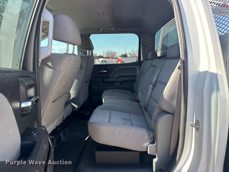 image for item EG2128 2016 Chevrolet Silverado 3500HD Crew Cab utility / service truck