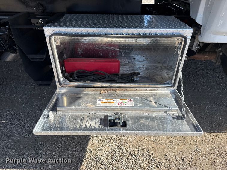 image for item EG2129 2023 Chevrolet Silverado 6500HD dump truck