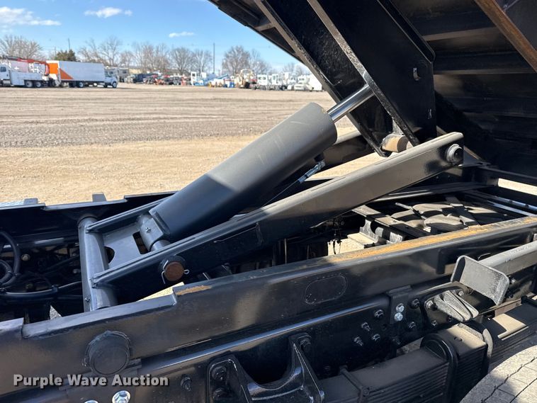 image for item EG2129 2023 Chevrolet Silverado 6500HD dump truck