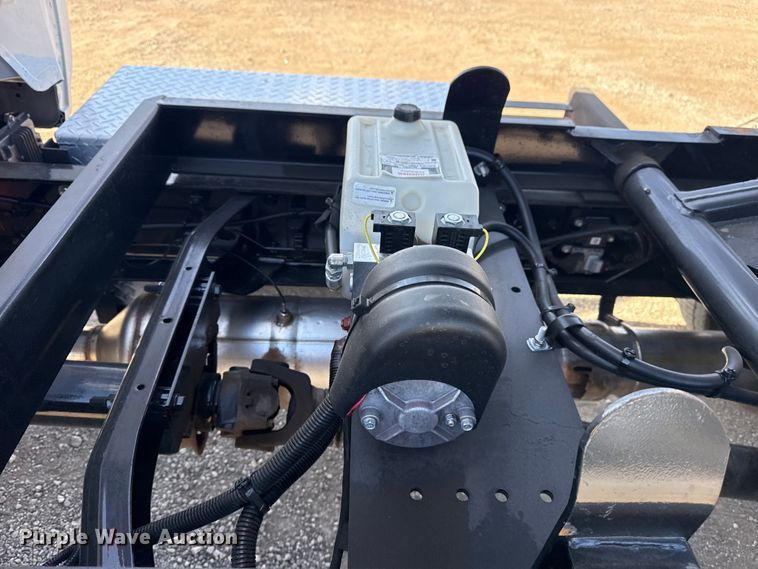 image for item EG2129 2023 Chevrolet Silverado 6500HD dump truck