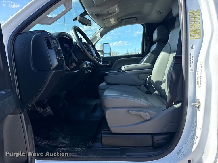 image for item EG2129 2023 Chevrolet Silverado 6500HD dump truck