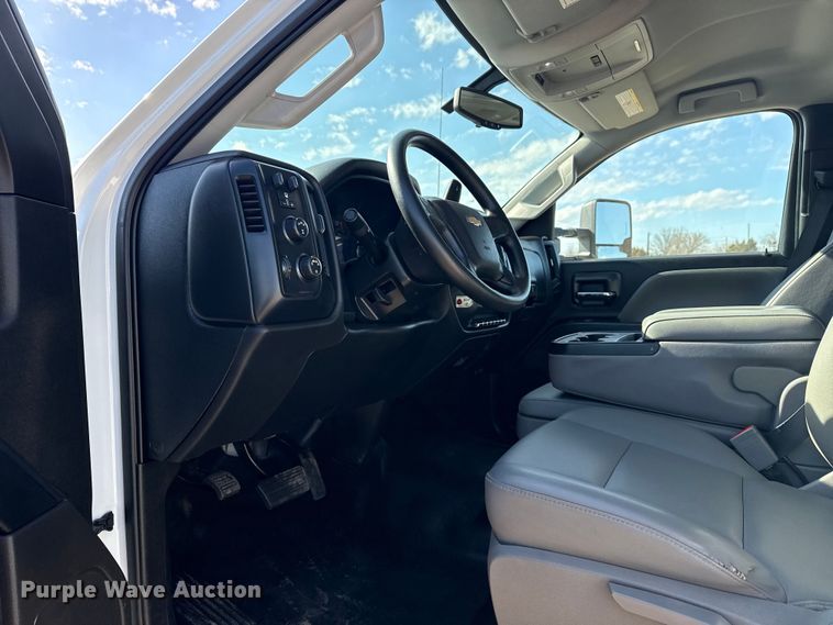 image for item EG2129 2023 Chevrolet Silverado 6500HD dump truck