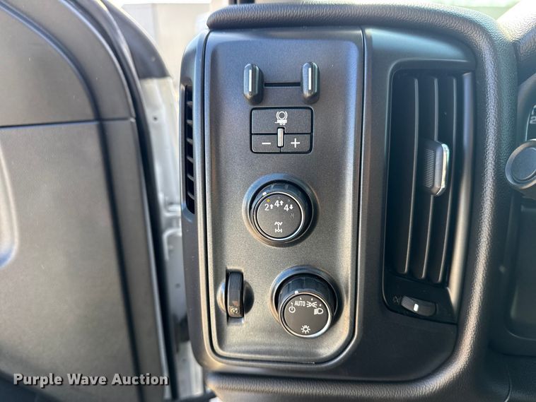 image for item EG2129 2023 Chevrolet Silverado 6500HD dump truck