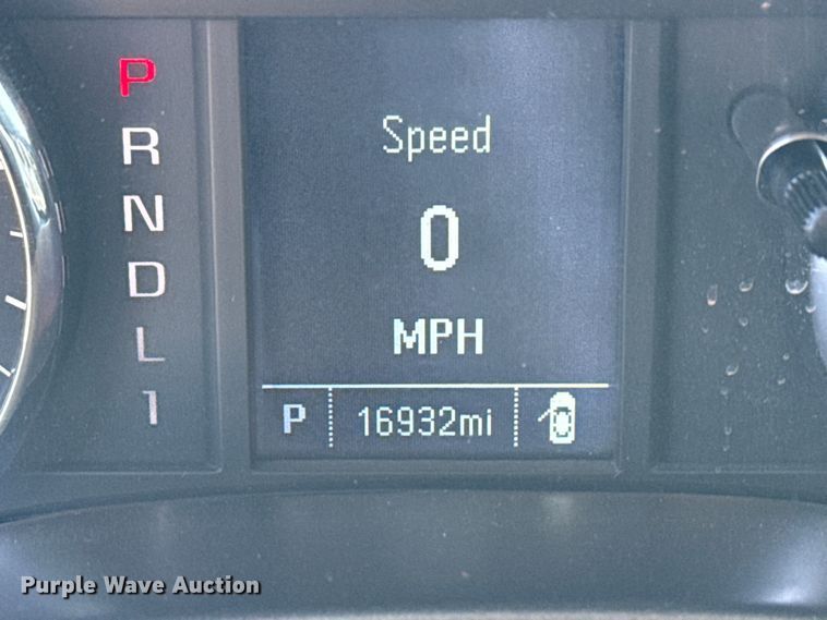 image for item EG2129 2023 Chevrolet Silverado 6500HD dump truck