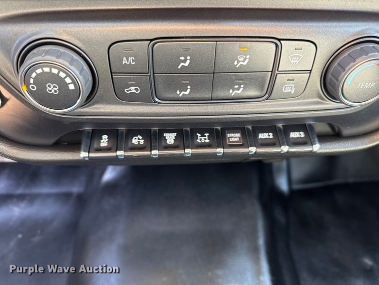 image for item EG2129 2023 Chevrolet Silverado 6500HD dump truck