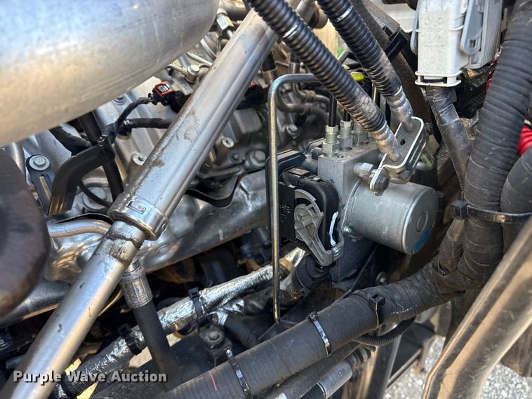 image for item EG2129 2023 Chevrolet Silverado 6500HD dump truck