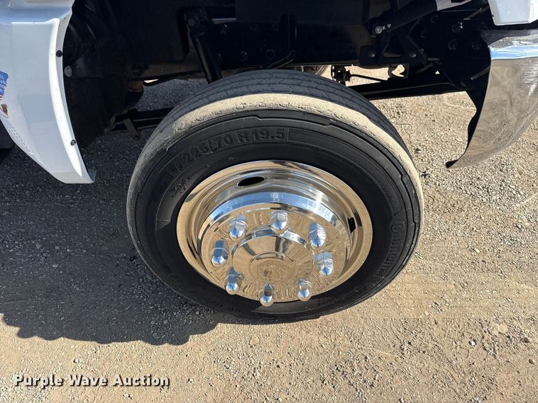 image for item EG2129 2023 Chevrolet Silverado 6500HD dump truck