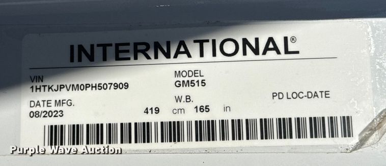 image for item EG2129 2023 Chevrolet Silverado 6500HD dump truck