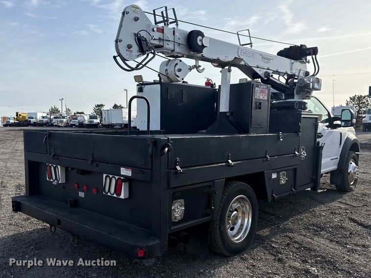 image for item EG2131 2017 Ford F550 utility / service truck