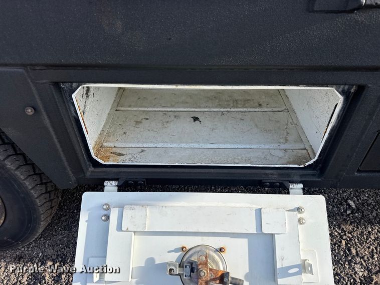 image for item EG2131 2017 Ford F550 utility / service truck