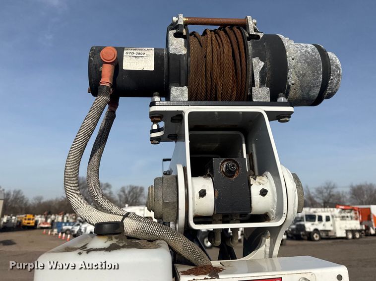 image for item EG2131 2017 Ford F550 utility / service truck