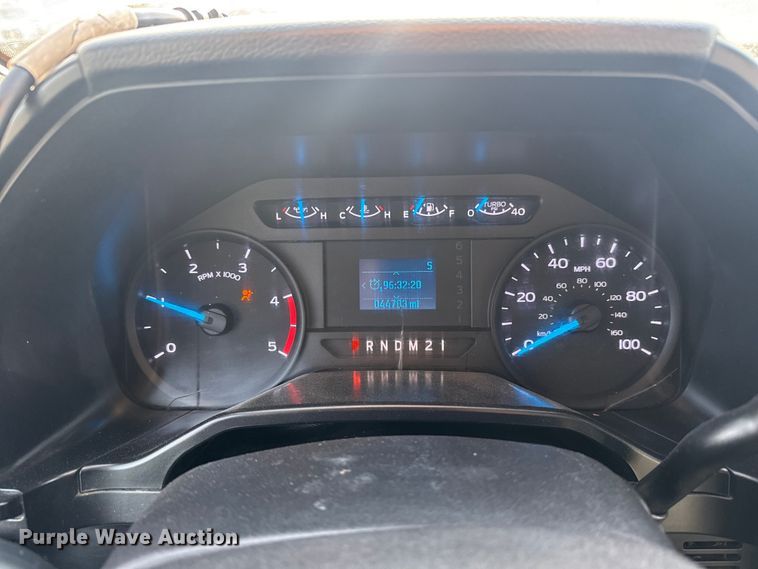 image for item EG2131 2017 Ford F550 utility / service truck