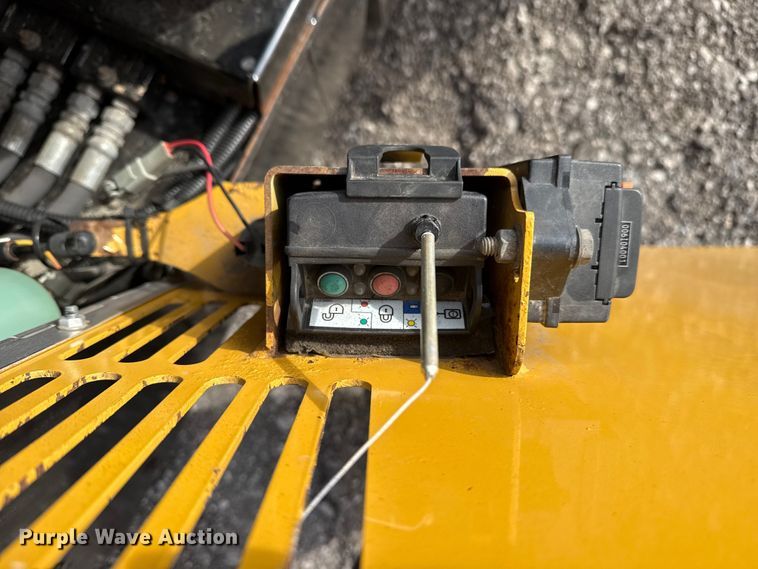 image for item EG2135 2005 Vermeer D7X11 Series II directional boring unit